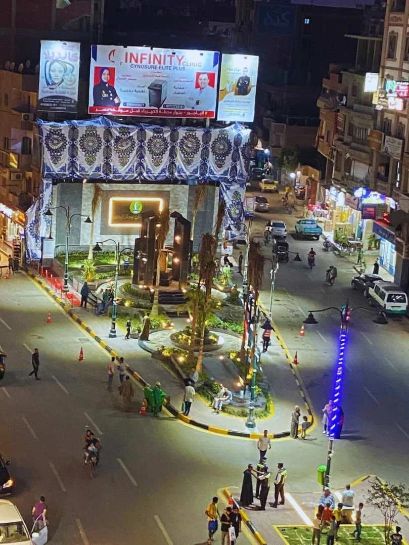 تنسيق الموقع حول النصب التذكاري