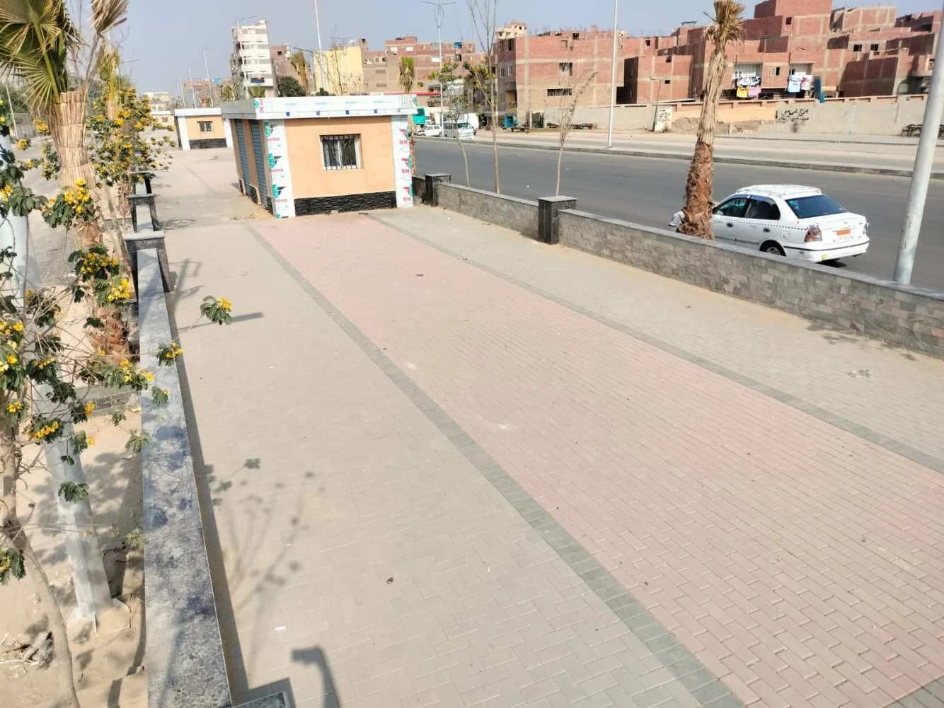 أرصفة وتنسيق موقع بطريق المنصورية